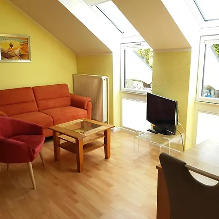 Ferienwohnungen Im Haus Bi Henny Baabe Eksteriør billede